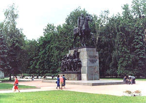 Kutuzov Equestrian Statue