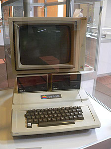 Source is http://en.wikipedia.org/wiki/Image:Apple-II.jpg