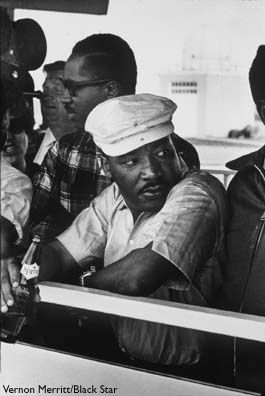 http://www.educationplanet.com/redirect?url=http://www.pathfinder.com/Life/mlk/mlkpics.html