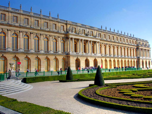 Versailles